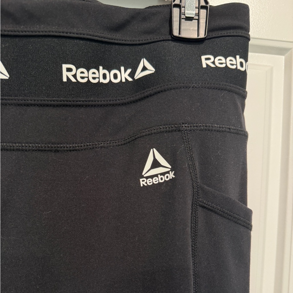Reebok Crop Workout Leggings 21" Inseam Womens XL Gym Strength Training Running - Picture 2 of 10